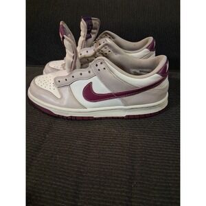 Nike Shoes‎ Womens 8 Youth 6.5Y Dunk Low GS Platinum And Violet Sneakers